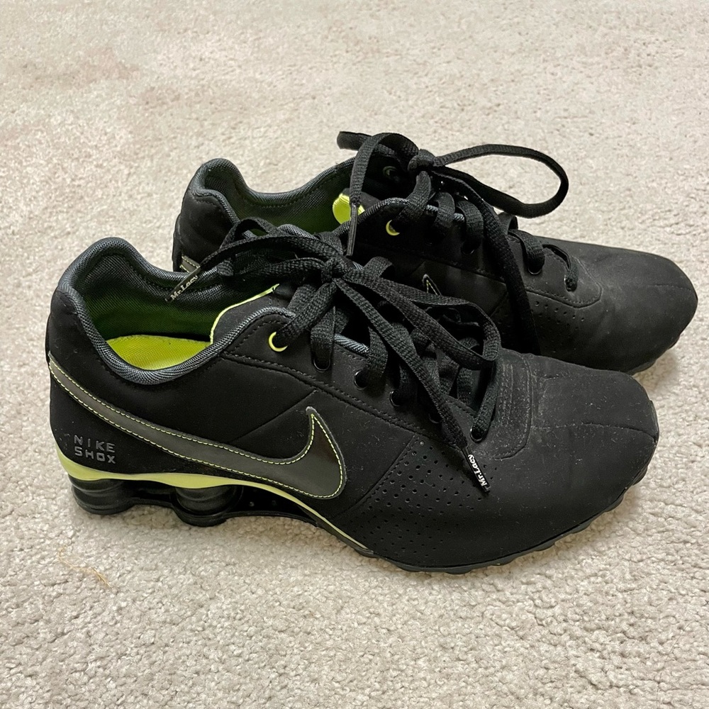 Womens Nike Shox Shoe size 7 Black/Neon Yellow/Green LIKE NEW